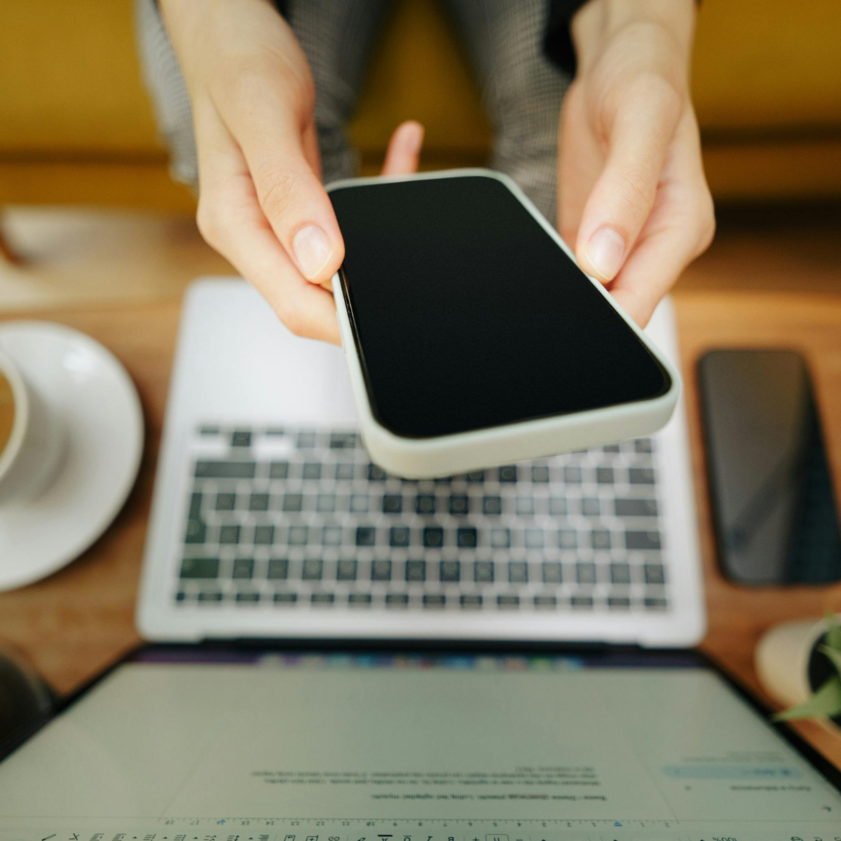 Remarketing w e-commerce — jak odzyskać klientów, którzy nie kupili